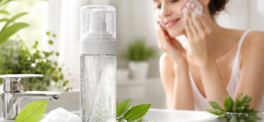découvrez pourquoi le dermaceutic foamer 15 est essentiel pour maintenir une peau saine grâce à son action nettoyante et purifiante efficace, adaptée à tous les types de peau.