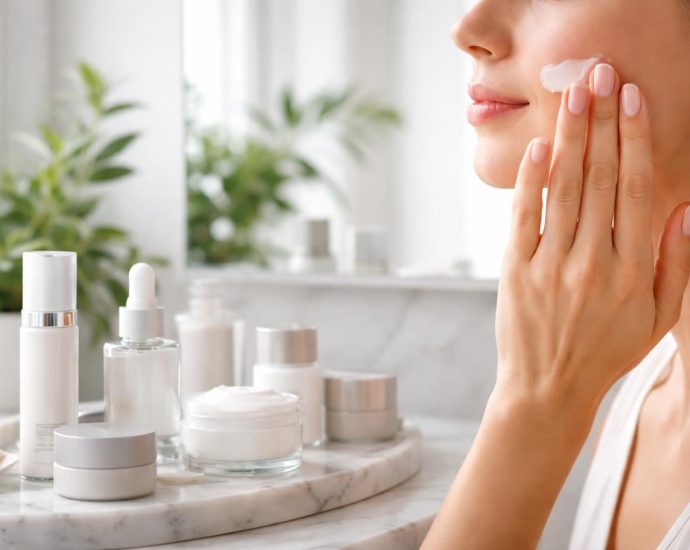découvrez comment intégrer dermaceutic mela cream dans votre routine beauté pour un teint éclatant et une peau uniformisée. conseils d'application et astuces personnalisées.