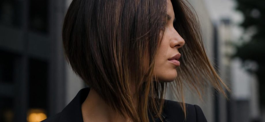 découvrez pourquoi le carré plongeant long et effilé est un choix audacieux qui allie modernité, élégance et personnalité. adoptez un style unique pour affirmer votre allure.
